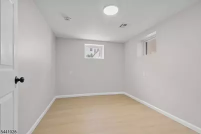 35 W End Ave, Newark, NJ 07106 - Photo 34