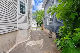 35 West End Ave, Newark, NJ 07106 - Photo 42