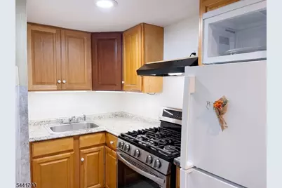236 Alexander St, Newark, NJ 07106 - Photo 14