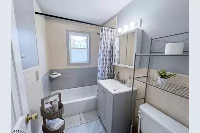 236 Alexander St, Newark, NJ 07106 - Photo 4