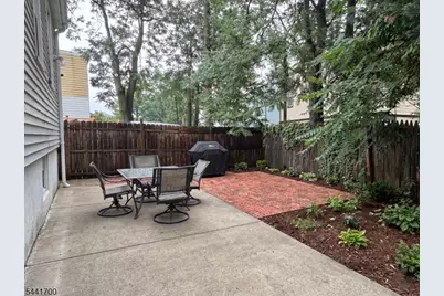 236 Alexander St, Newark, NJ 07106 - Photo 8