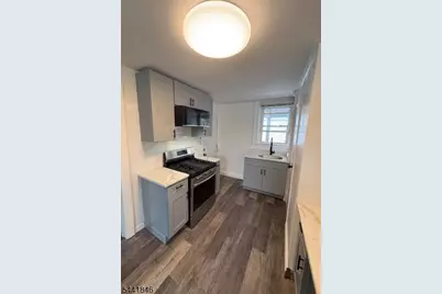 6 Lackawanna Pl #2F, South Orange, NJ 07079 - Photo 1