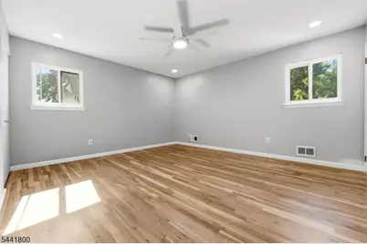 44 Stonehenge Dr, Lopatcong Township, NJ 08865 - Photo 24