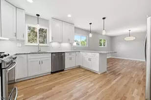 44 Stonehenge Dr, Lopatcong Township, NJ 08865 - Photo 18
