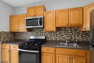18 Stevens Ave, Jersey City, NJ 07305 - Photo 12