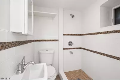 18 Stevens Ave, Jersey City, NJ 07305 - Photo 26