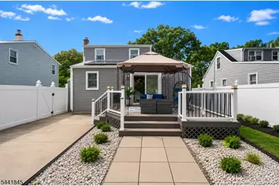 34 Chase Ave, Woodbridge Township, NJ 07001 - Photo 10
