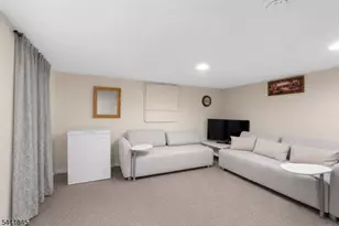 34 Chase Ave, Woodbridge Township, NJ 07001 - Photo 36