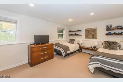 23 Kearney Ter, Livingston, NJ 07039 - Photo 18