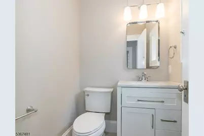 186 Gregory Ave, West Orange Township, NJ 07052 - Photo 8