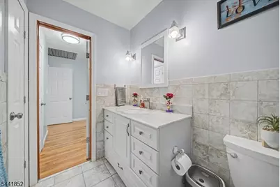10 Rita Ln, Jefferson Township, NJ 07438 - Photo 18