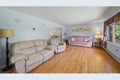 10 Rita Ln, Jefferson Township, NJ 07438 - Photo 8