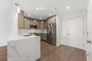 1 Carriage City Plz, Rahway, NJ 07065 - Photo 6