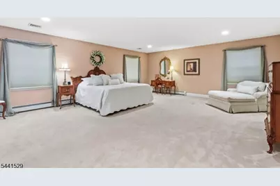 15 Nicki Ct, Parsippany, NJ 07054 - Photo 20