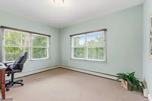 15 Nicki Ct, Parsippany, NJ 07054 - Photo 18