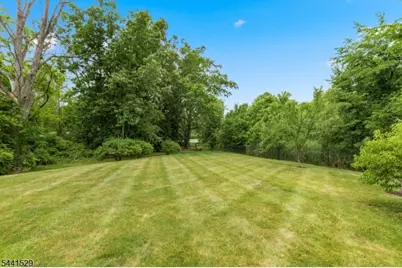 15 Nicki Ct, Parsippany, NJ 07054 - Photo 34
