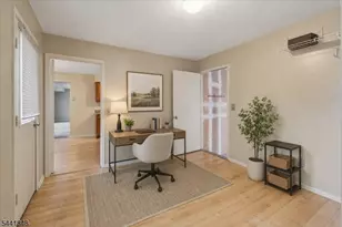 28 Amherst Ct, Wayne Twp., NJ 07470 - Photo 6