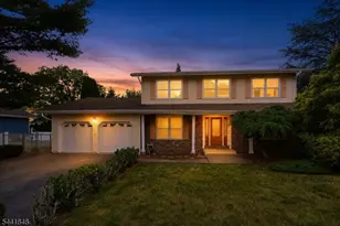 28 Amherst Ct, Wayne Twp., NJ 07470 - Photo 1