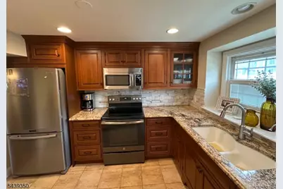 26 Duck Hawk Ct, Allamuchy Township, NJ 07840 - Photo 6