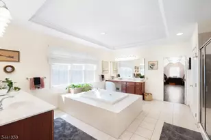 29 Crownview Ct, Sparta Township, NJ 07871 - Photo 22