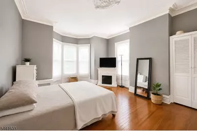 725 Chestnut St, Roselle Park, NJ 07204 - Photo 12
