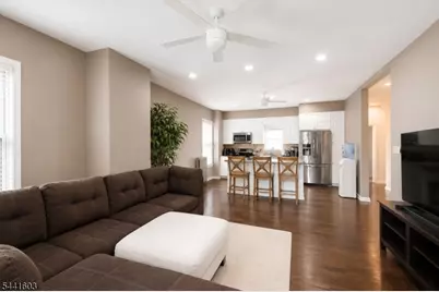 725 Chestnut St, Roselle Park, NJ 07204 - Photo 24