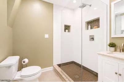 725 Chestnut St, Roselle Park, NJ 07204 - Photo 28