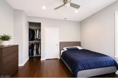 725 Chestnut St, Roselle Park, NJ 07204 - Photo 20