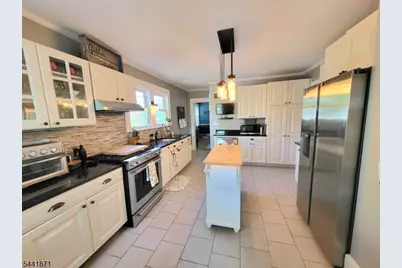 266 Eagle Rock Ave, Roseland, NJ 07068 - Photo 22