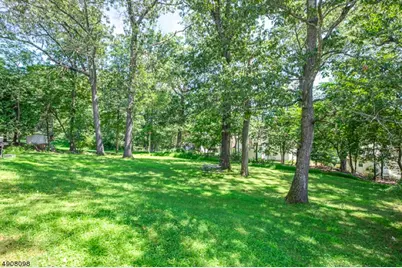14 Ash Ln, Randolph Township, NJ 07869 - Photo 18