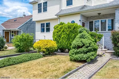 720 Ford Ave, Woodbridge Township, NJ 08840 - Photo 4