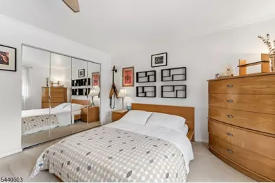 45 Hussa St #14, Linden, NJ 07036 - Photo 8