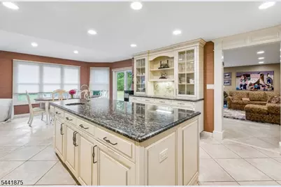 8 Norwood Rd, Springfield Twp., NJ 07081 - Photo 10