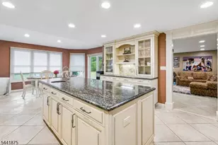 8 Norwood Rd, Springfield Twp., NJ 07081 - Photo 10