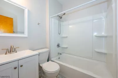 103 Knapp Ave #2, Clifton, NJ 07011 - Photo 18