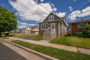 113 Arthur St, Linden, NJ 07036 - Photo 4