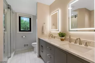 29 Crown Dr, Warren Township, NJ 07059 - Photo 34