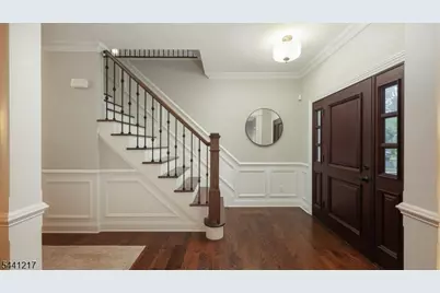 621 Green Briar Ct, Westfield, NJ 07090 - Photo 6