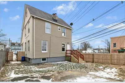 162 W 2nd Ave, Roselle, NJ 07203 - Photo 2