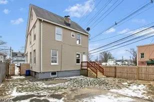 162 W 2nd Ave, Roselle, NJ 07203 - Photo 2