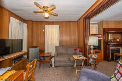 369 Paulison Ave, Passaic, NJ 07055 - Photo 14