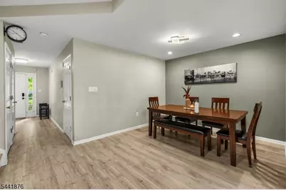8 Henry Ct, Plainsboro Township, NJ 08536 - Photo 8