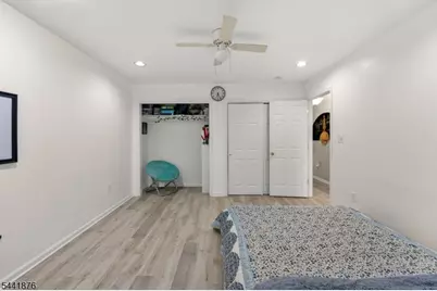 8 Henry Ct, Plainsboro Township, NJ 08536 - Photo 14