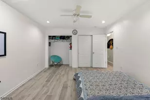 8 Henry Ct, Plainsboro Township, NJ 08536 - Photo 14