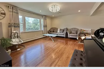 2 Stuart Ct, Montville Township, NJ 07058 - Photo 2