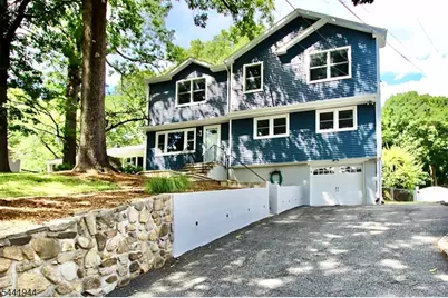 73 Oneida Ave, Oakland, NJ 07436 - Photo 2