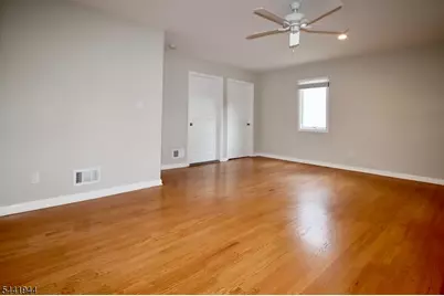 73 Oneida Ave, Oakland, NJ 07436 - Photo 12
