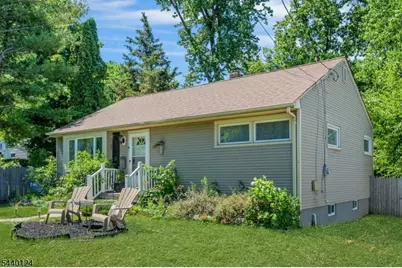 337 Richard Way, North Plainfield, NJ 07062 - Photo 2