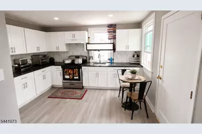 25 W 15th St, Linden, NJ 07036 - Photo 14