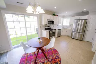 92 Connelly Ave, Mount Olive, NJ 07828 - Photo 6